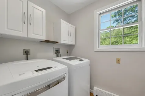 76 Marblehead Road Windham NH 03087