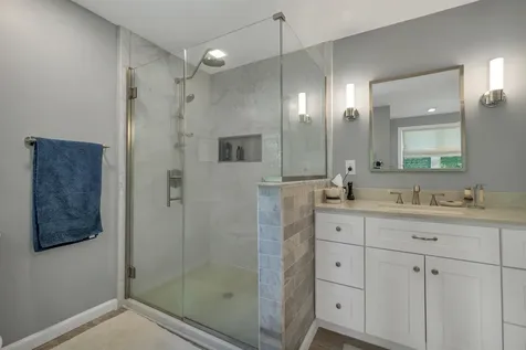 76 Marblehead Road Windham NH 03087