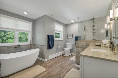 76 Marblehead Road Windham NH 03087