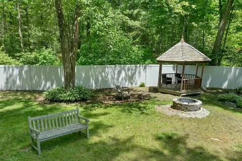 76 Marblehead Road Windham NH 03087