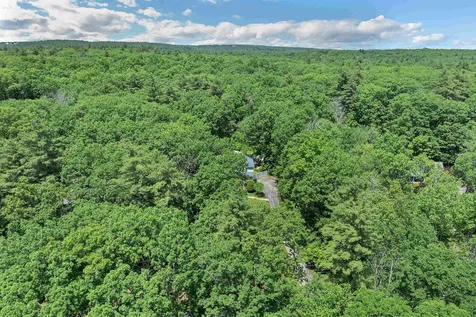76 Marblehead Road Windham NH 03087