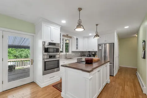 76 Marblehead Road Windham NH 03087