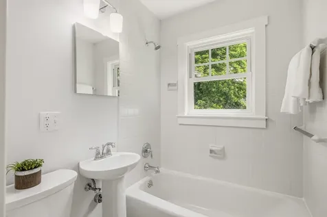 80 Madbury Road Durham NH 03824