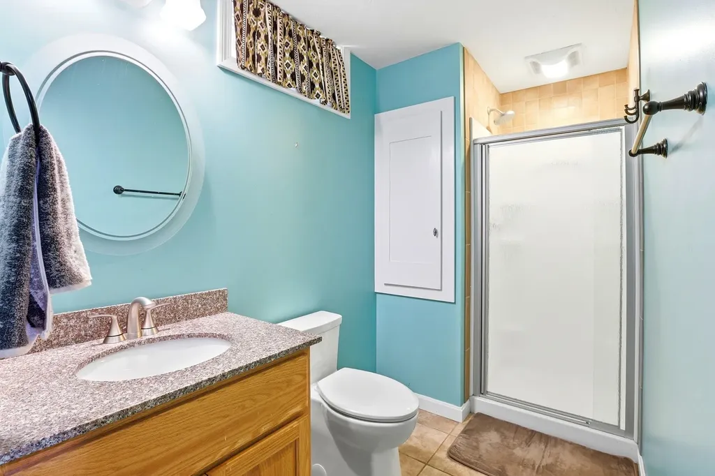 57 Lindsay Road Hooksett NH 03106