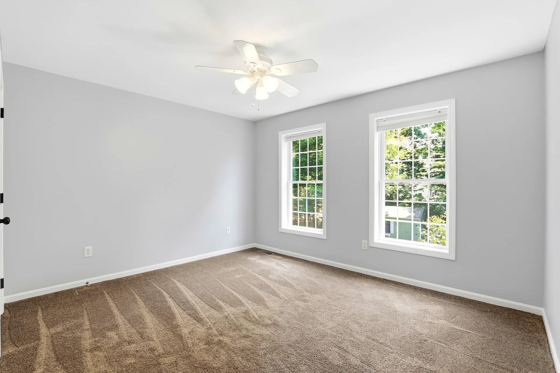 57 Lindsay Road Hooksett NH 03106
