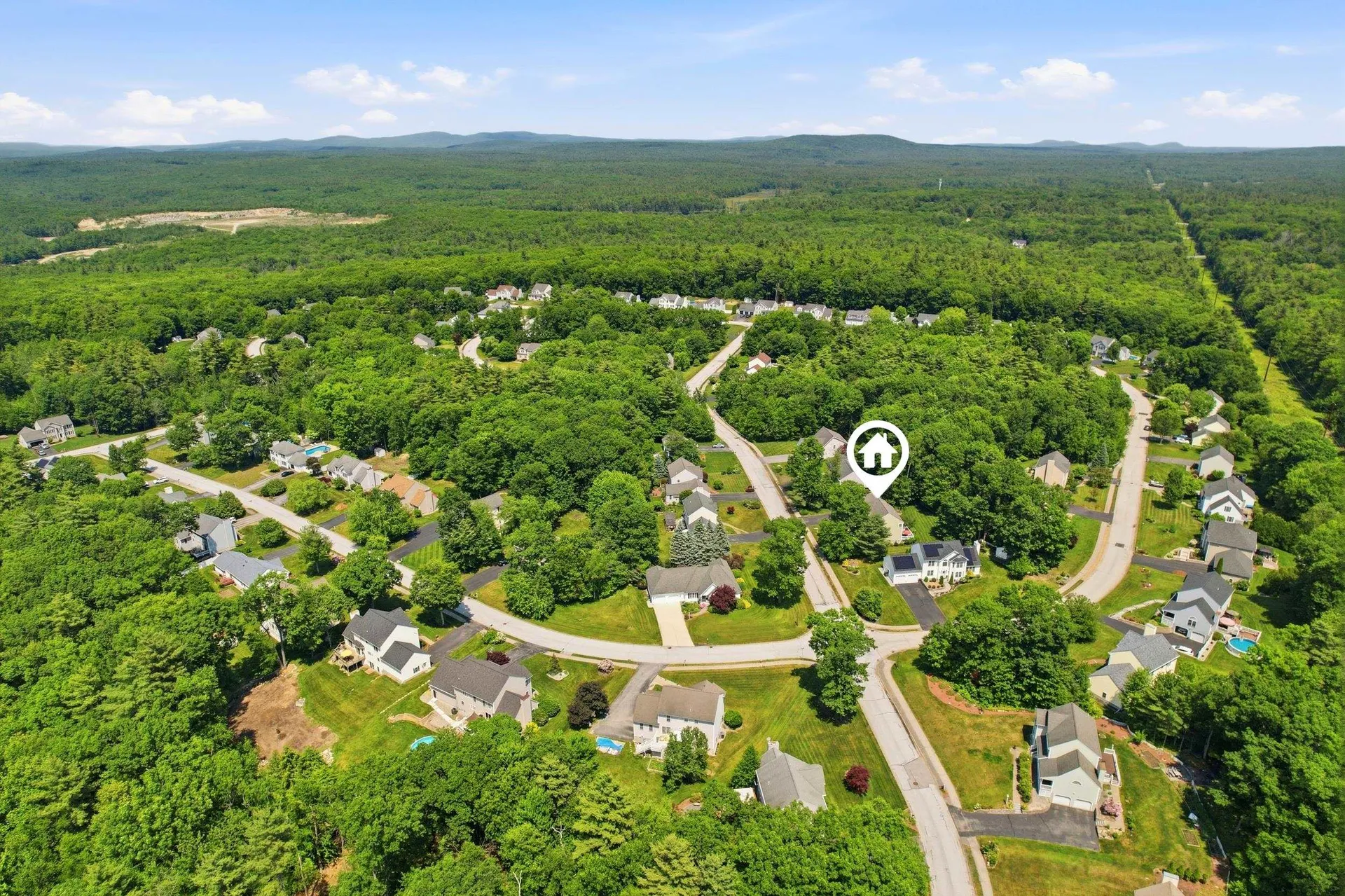 57 Lindsay Road Hooksett NH 03106