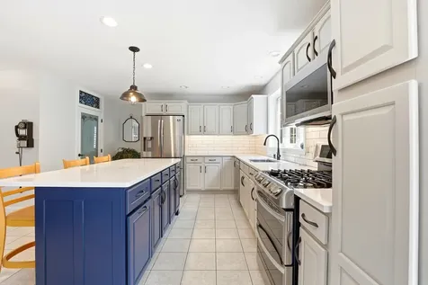 57 Lindsay Road Hooksett NH 03106