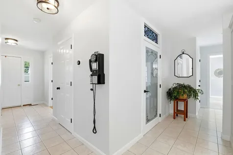 57 Lindsay Road Hooksett NH 03106