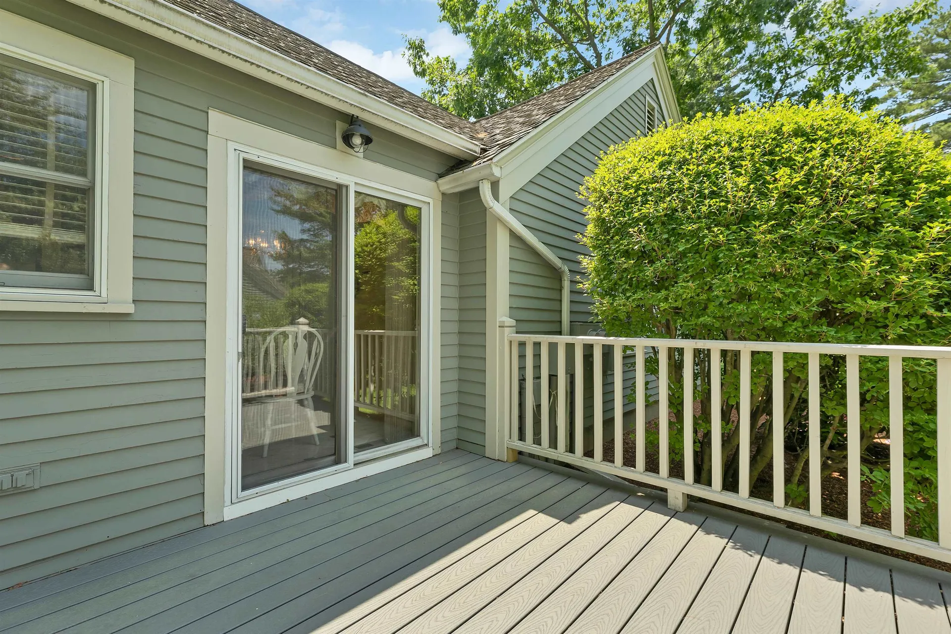 53 Hawthorne Village Road Nashua NH 03062