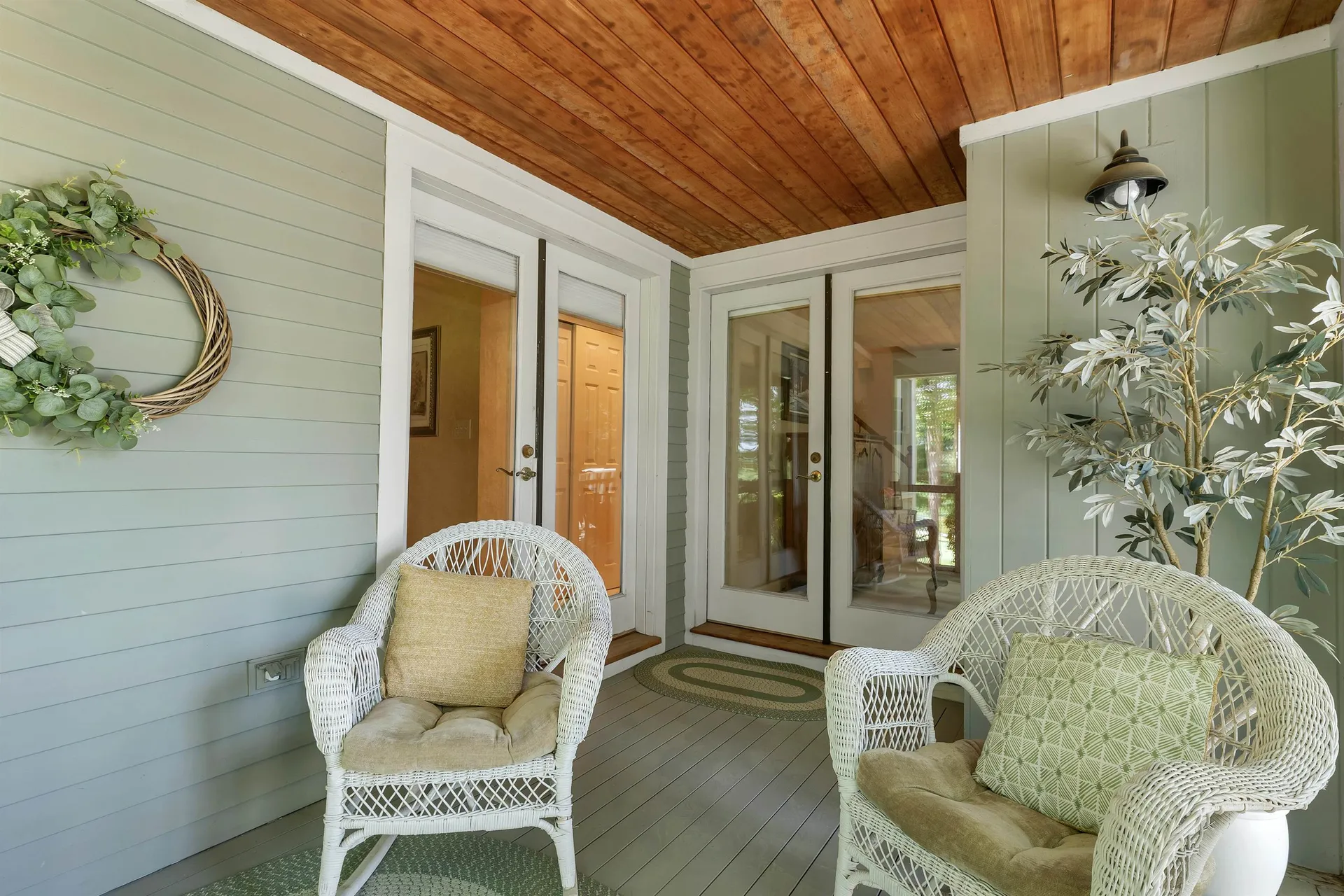 53 Hawthorne Village Road Nashua NH 03062