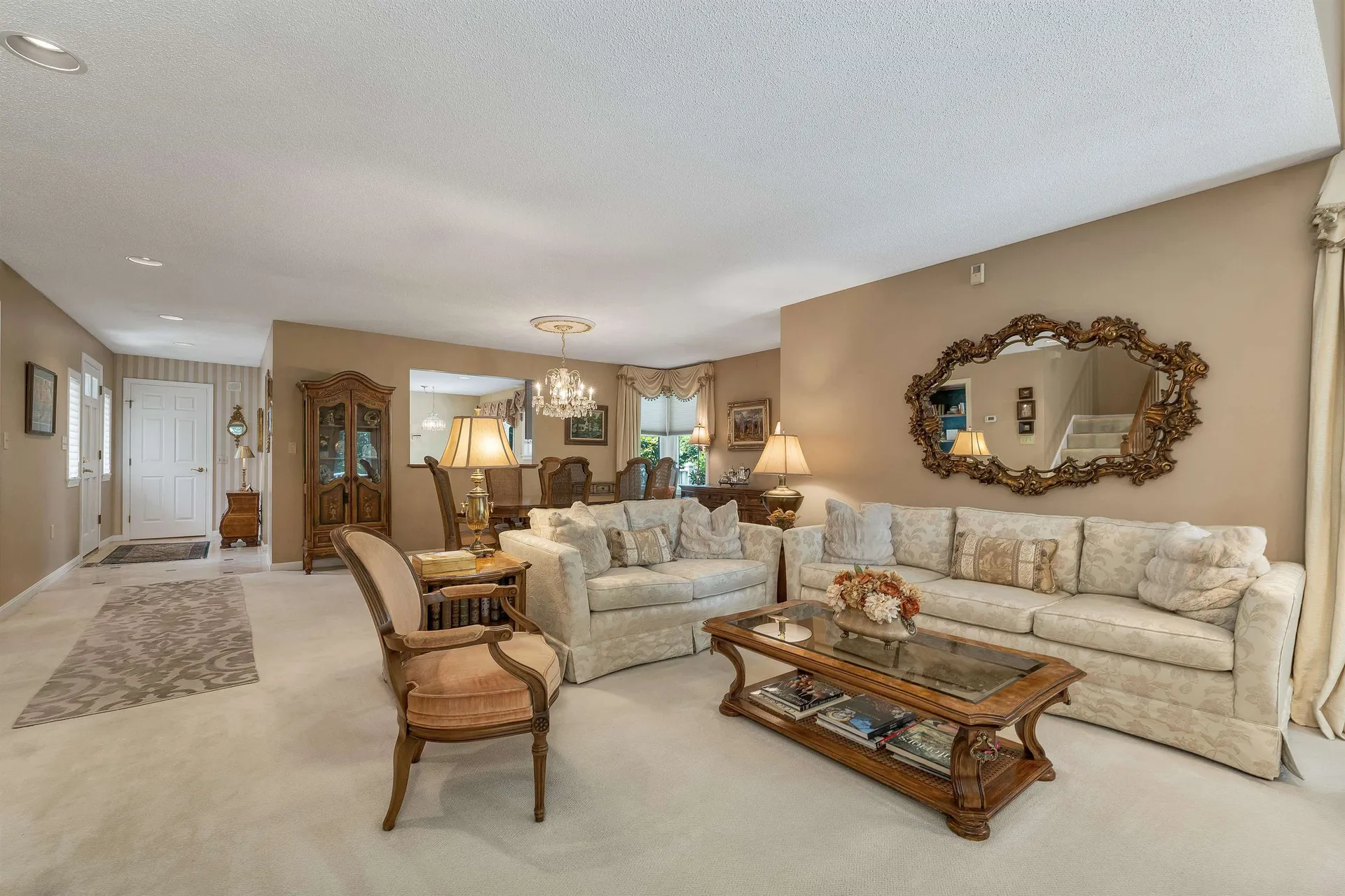 53 Hawthorne Village Road Nashua NH 03062