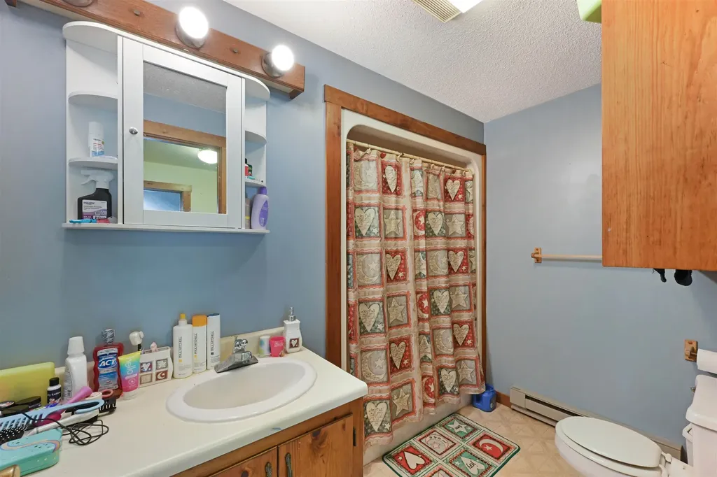 428 Lawson Ridge Coventry VT 05855