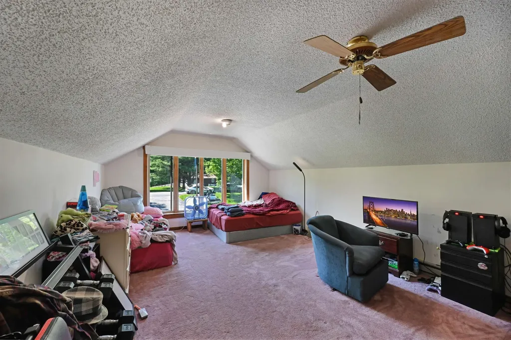 428 Lawson Ridge Coventry VT 05855