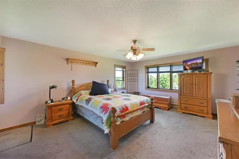 428 Lawson Ridge Coventry VT 05855