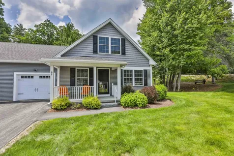 8 Cedar Way Goffstown NH 03045