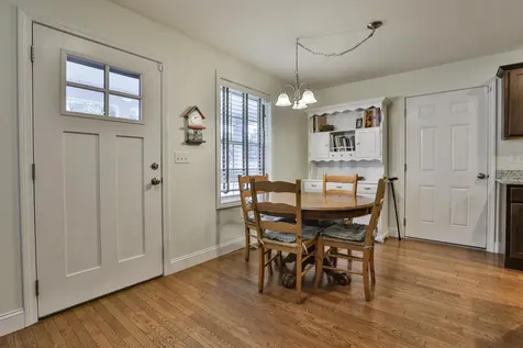 8 Cedar Way Goffstown NH 03045