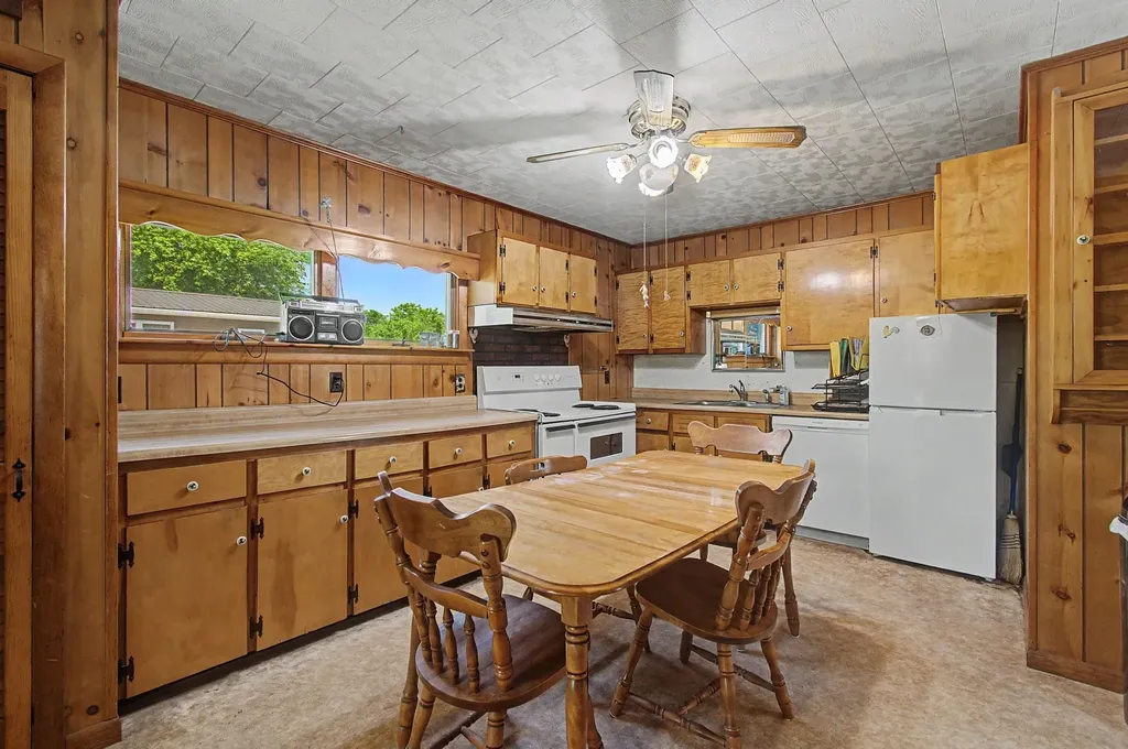 210 Boarding House Street Sheldon VT 05483