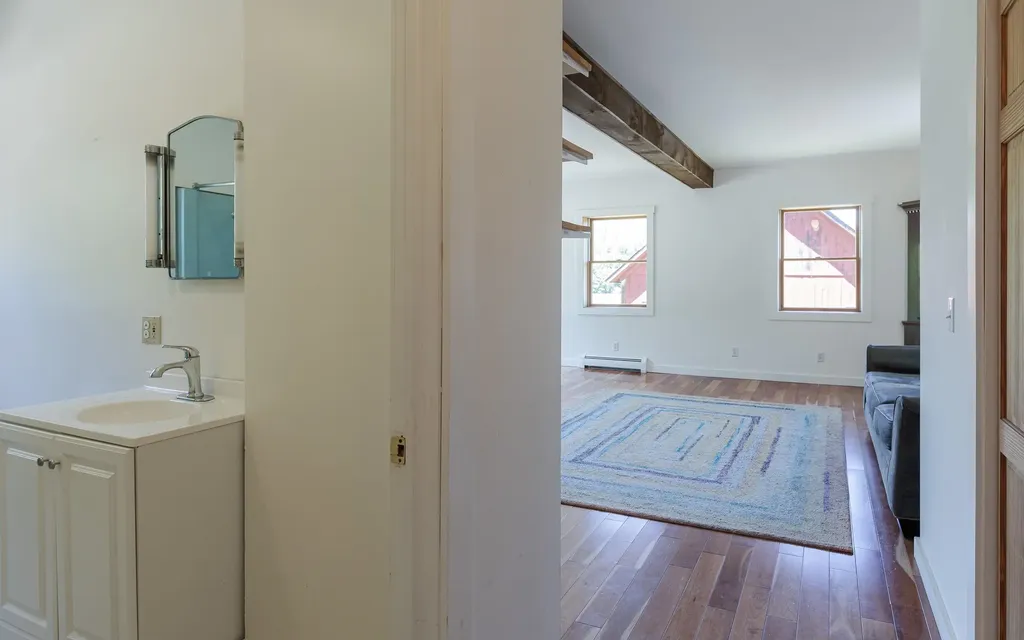 218 Depot Road Newfane VT 05362