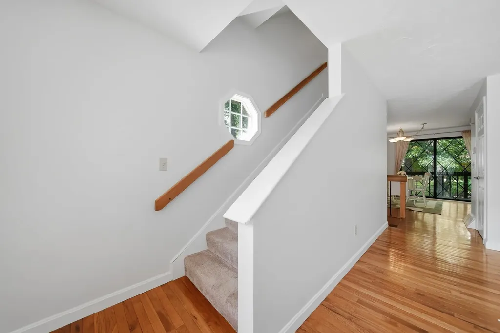2 Winrow Drive Merrimack NH 03054