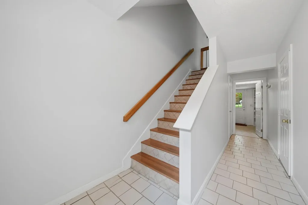 2 Winrow Drive Merrimack NH 03054