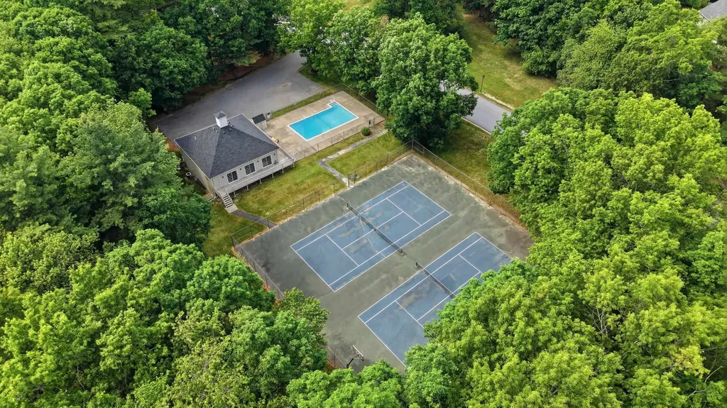 2 Winrow Drive Merrimack NH 03054