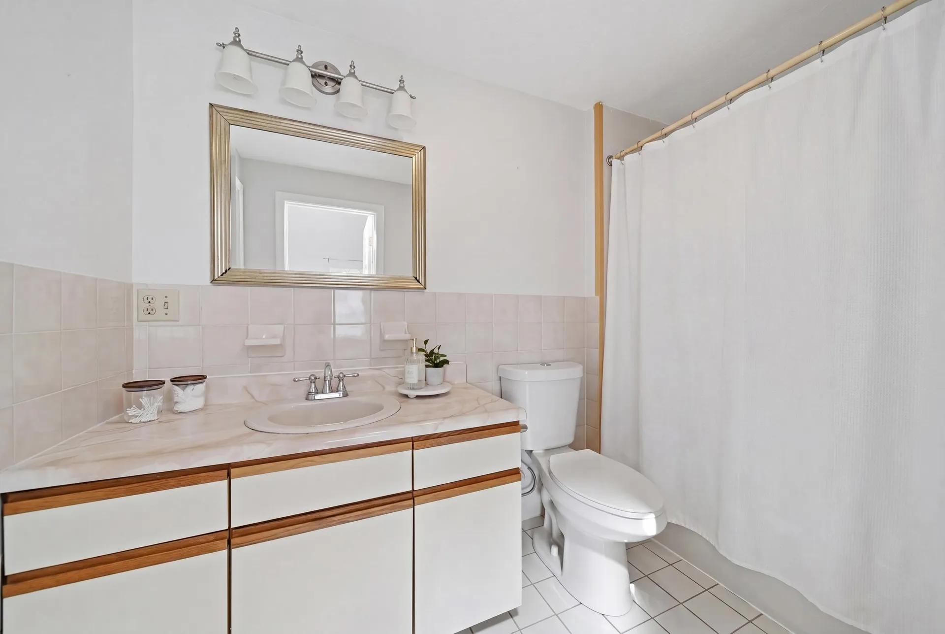 2 Winrow Drive Merrimack NH 03054