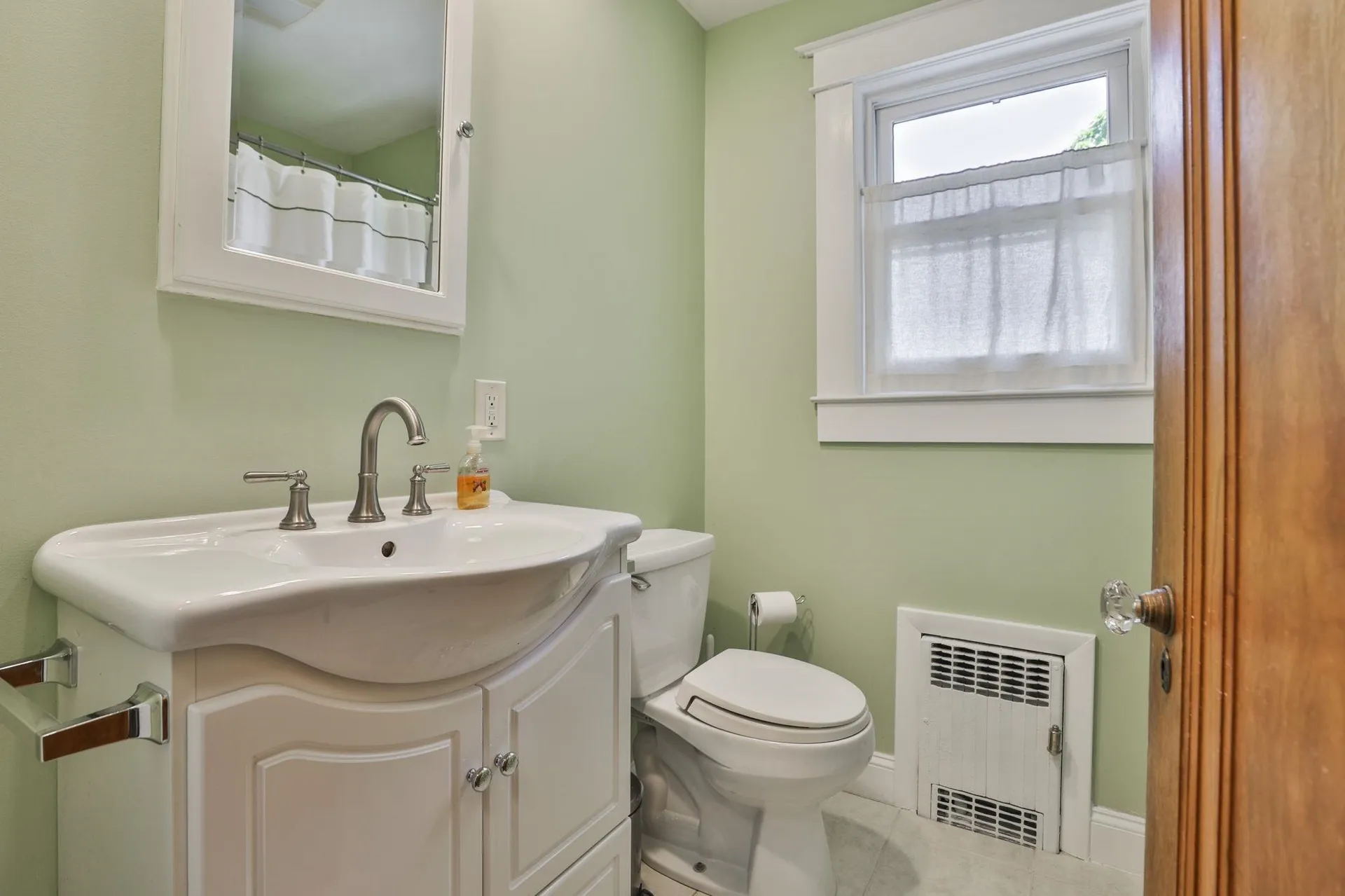 40 Stark Street Nashua NH 03064