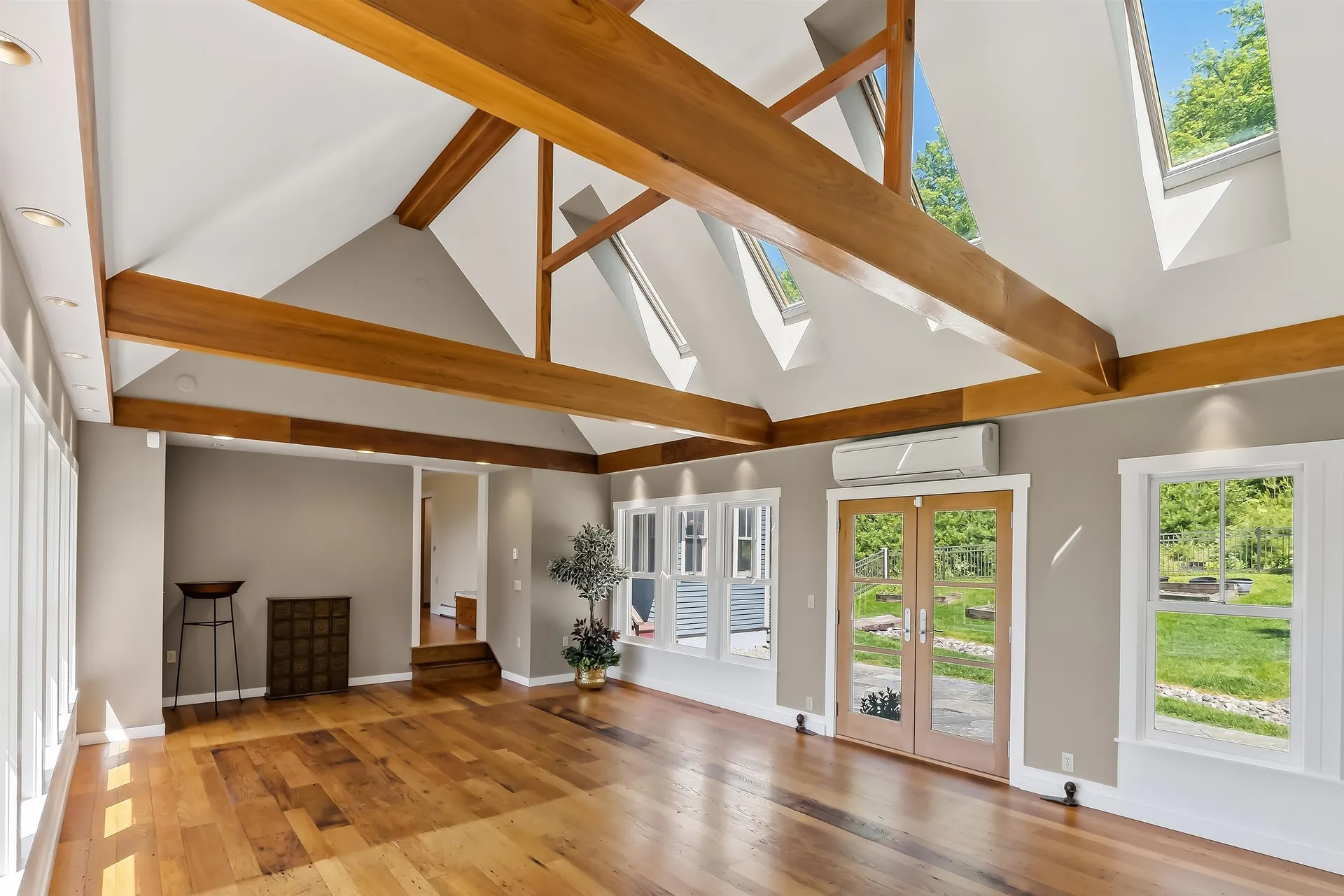 1087 County Road Walpole NH 03608