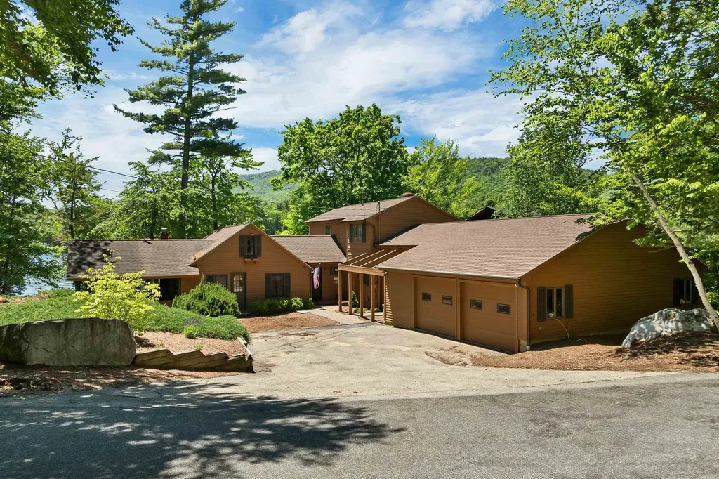 82 Woodlands Road Alton NH 03810