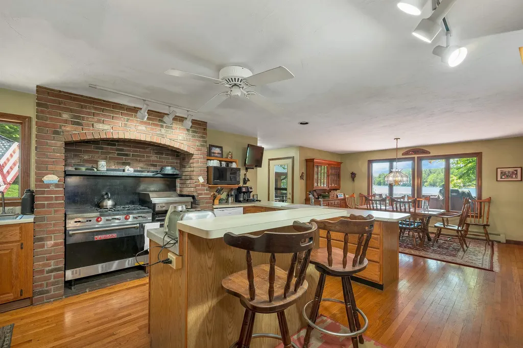 82 Woodlands Road Alton NH 03810