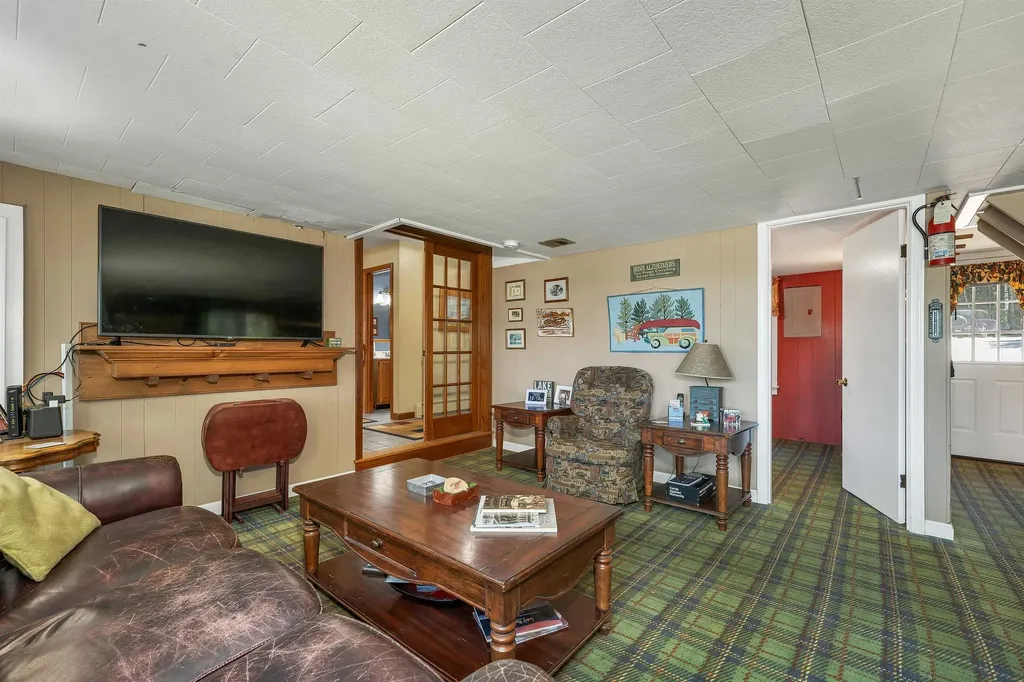 82 Woodlands Road Alton NH 03810