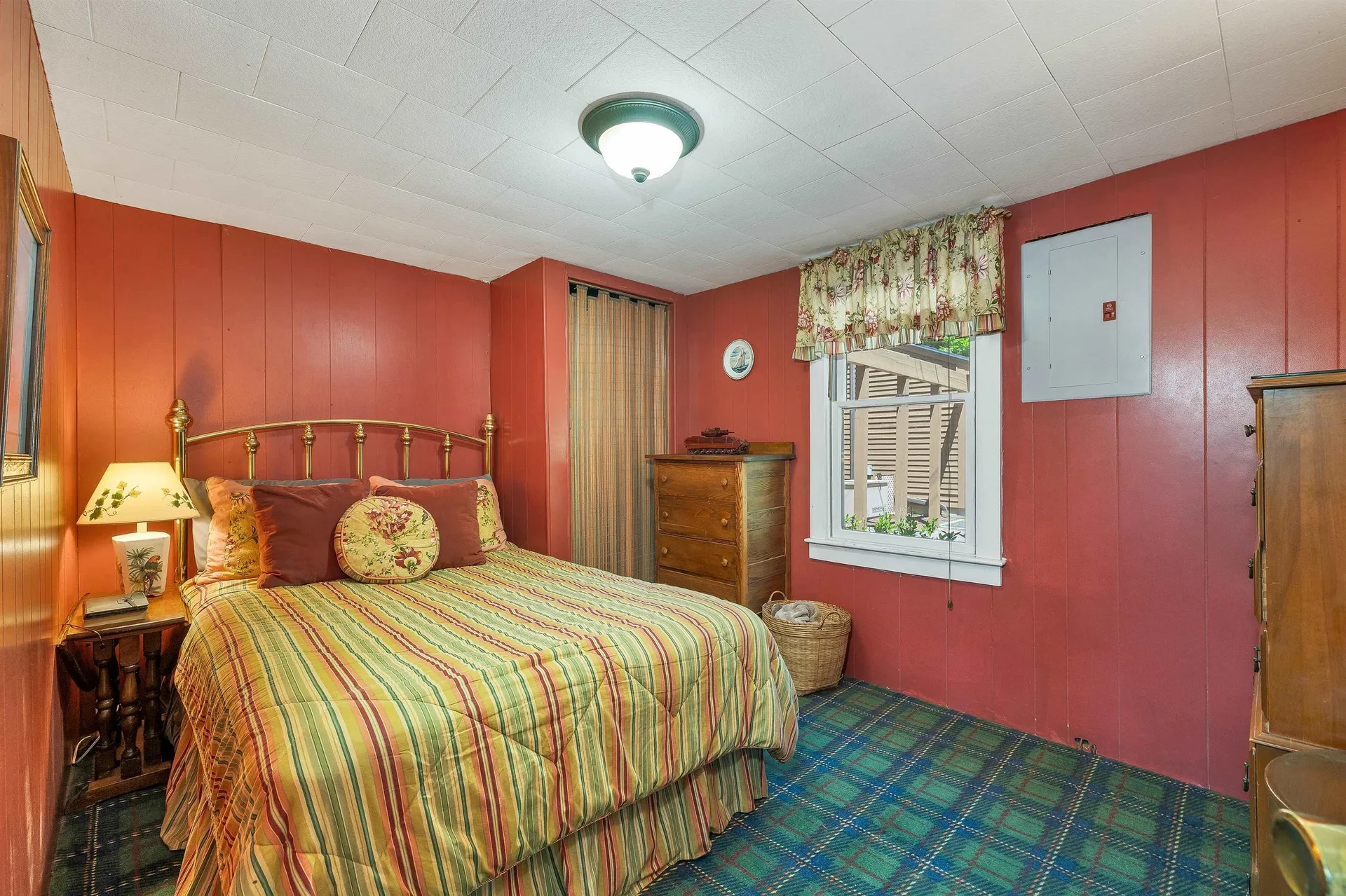 82 Woodlands Road Alton NH 03810