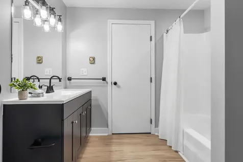 29 Cunningham Drive Derry NH 03038