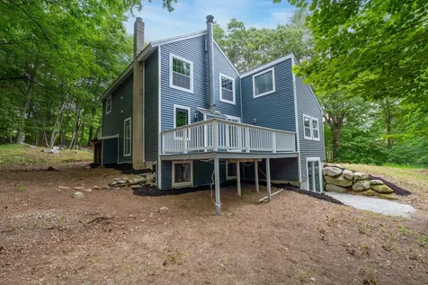 29 Cunningham Drive Derry NH 03038