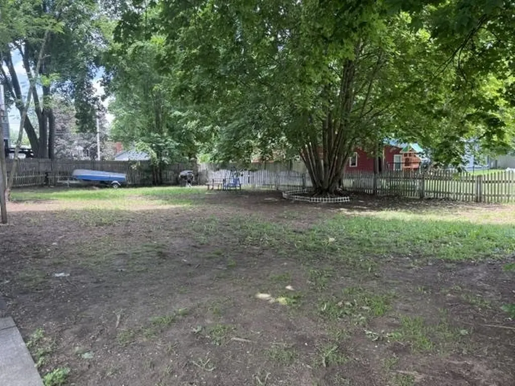 246 Broad Street Claremont NH 03743