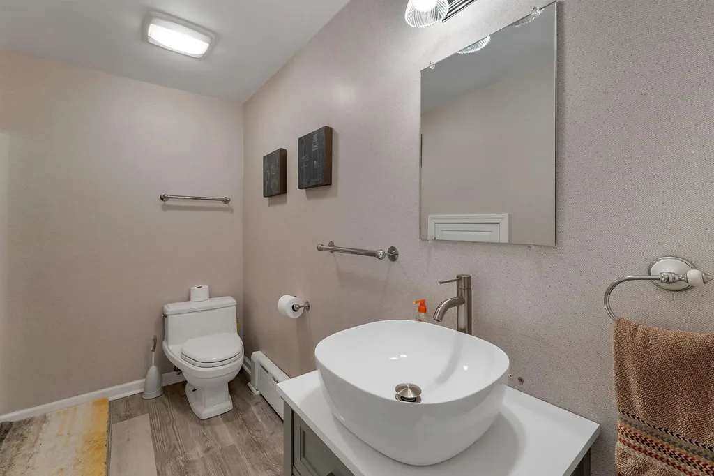 204 Shore Drive Laconia NH 03247