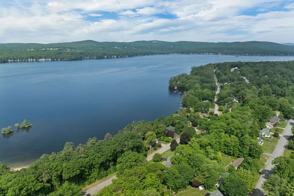 204 Shore Drive Laconia NH 03247