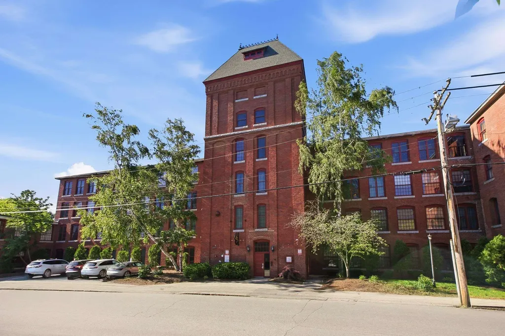 470 Silver Street Manchester NH 03103