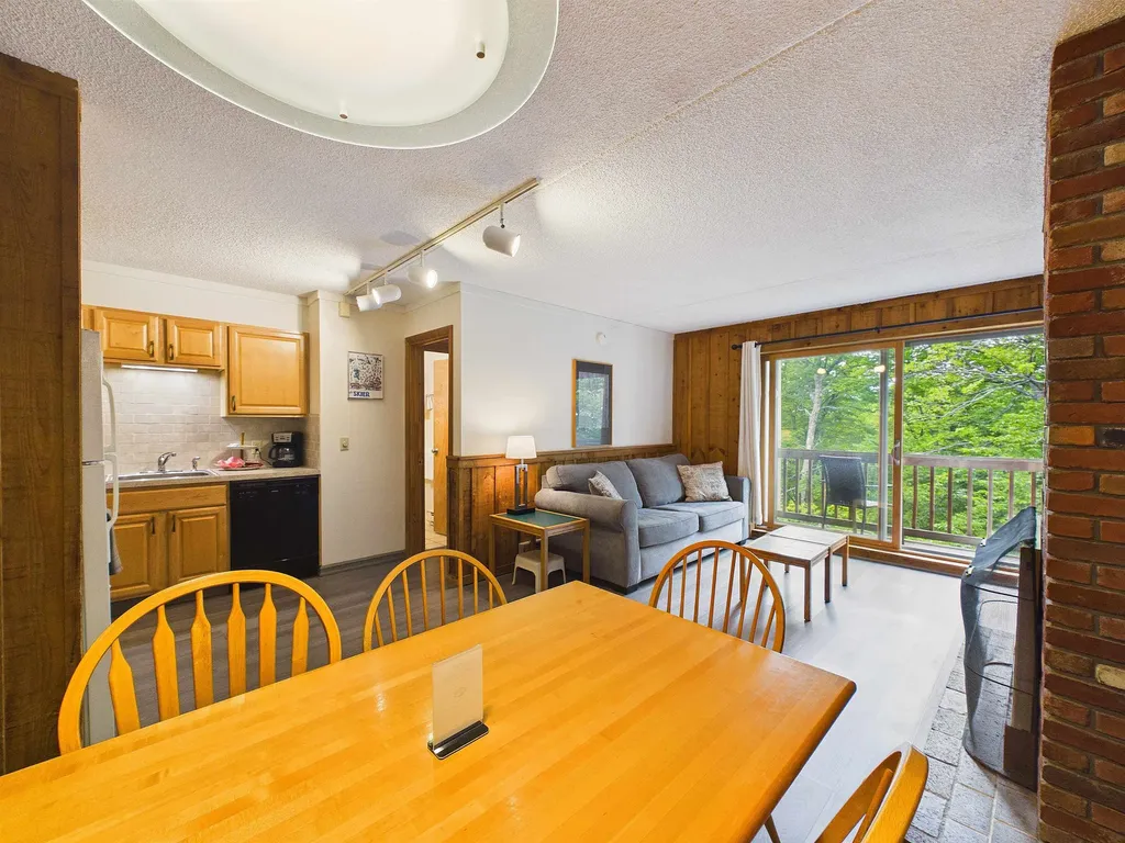 697 East Mountain Road Killington VT 05751