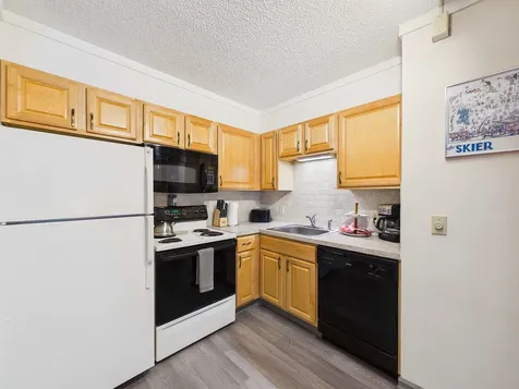 697 East Mountain Road Killington VT 05751