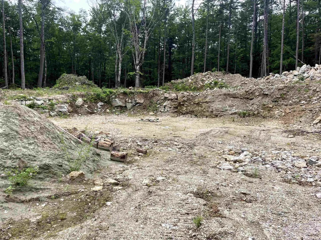 40 Hominy Pot Road Sutton NH 03221