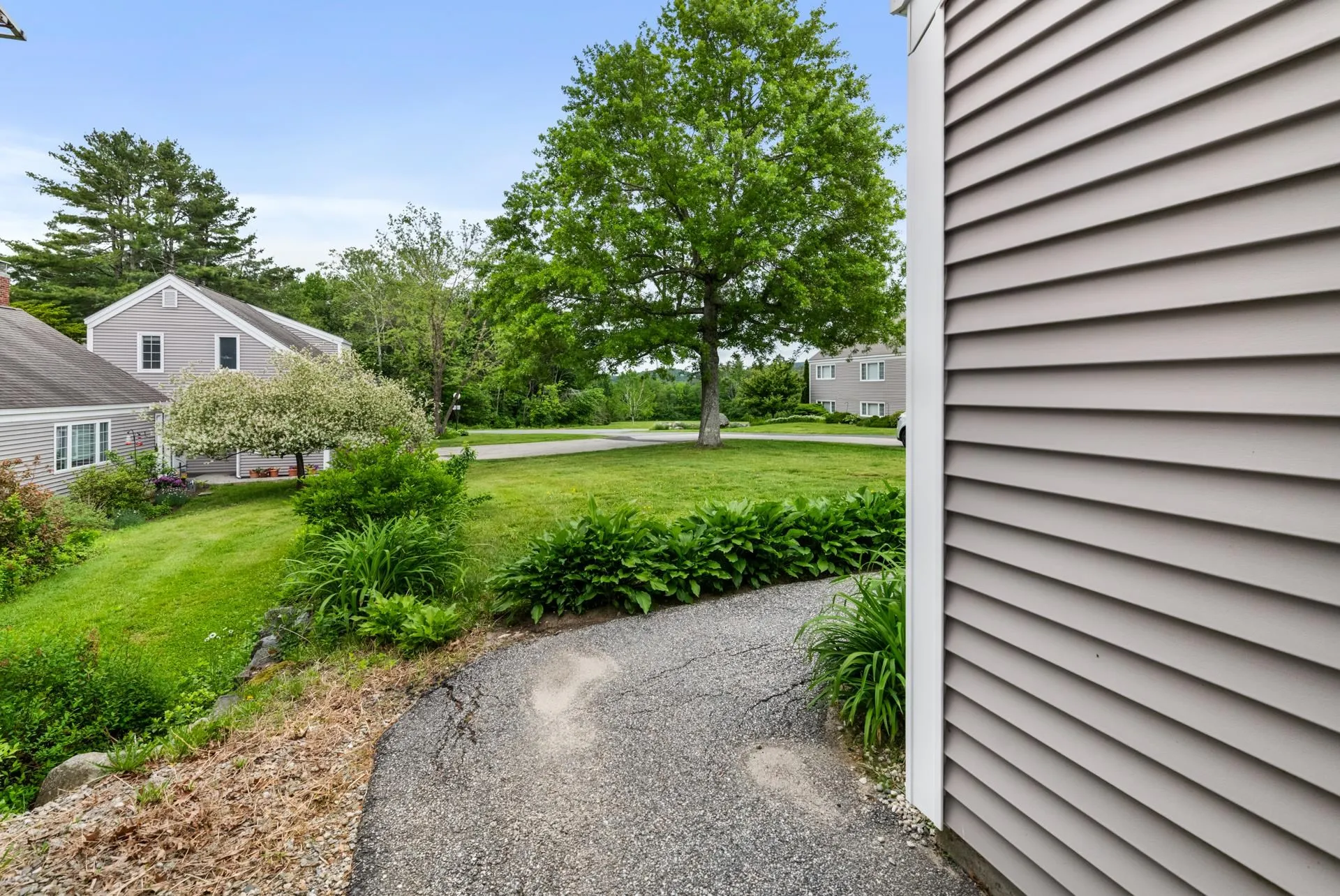 49 Hilltop Place New London NH 03257