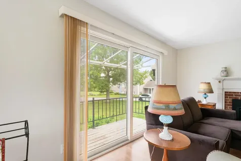 49 Hilltop Place New London NH 03257