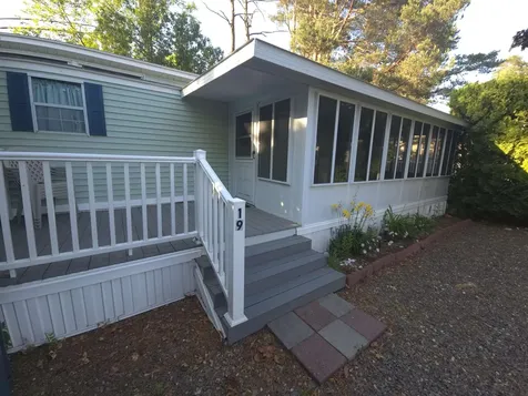 308 State Route 286 Seabrook NH 03874