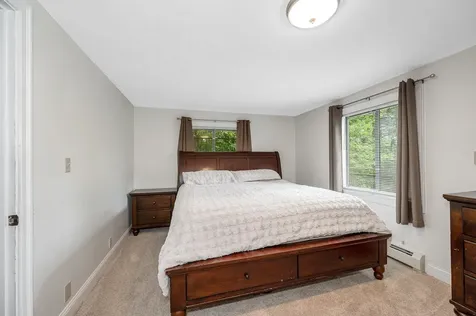 32 Honor Roll Road Pelham NH 03076