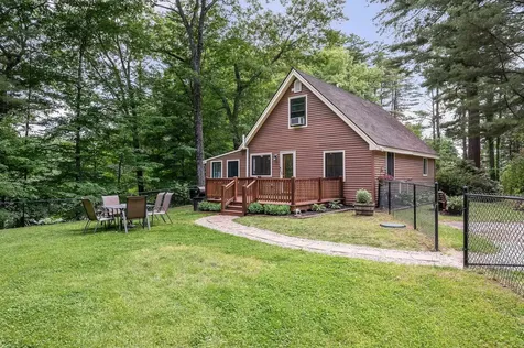 32 Honor Roll Road Pelham NH 03076