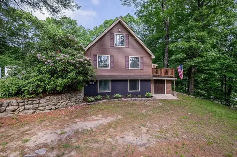 32 Honor Roll Road Pelham NH 03076