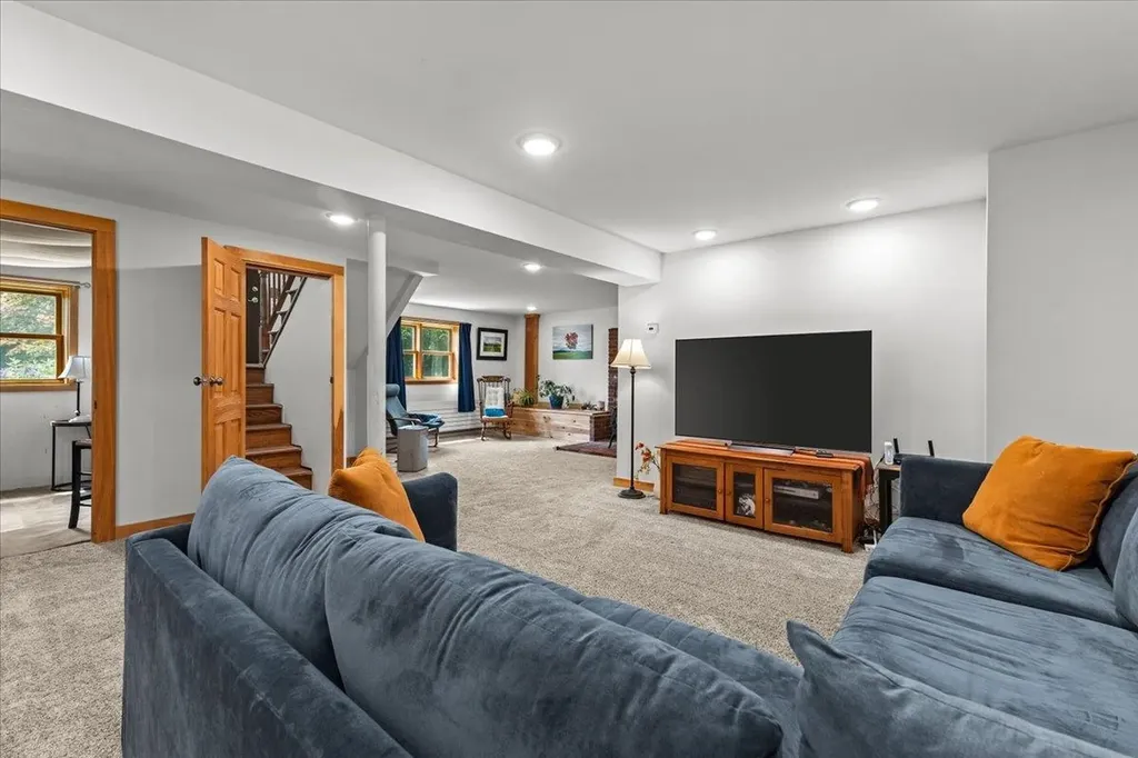 175 Rocky Ridge Circle St. George VT 05495