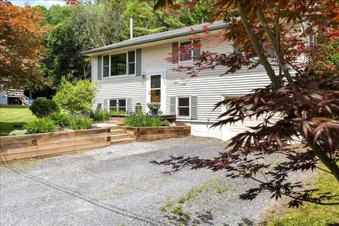 175 Rocky Ridge Circle St. George VT 05495