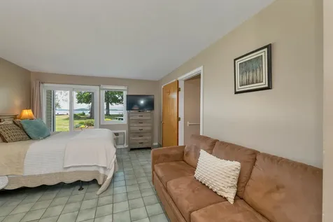 115 Weirs Road Gilford NH 03249
